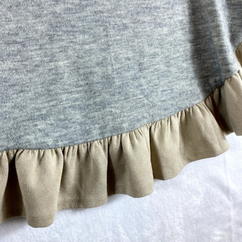2/$30 THML Anthropologie Blouse‎ Top Sz XS Grey Knit Ruffle Faux Suede Accent - Picture 4 of 13